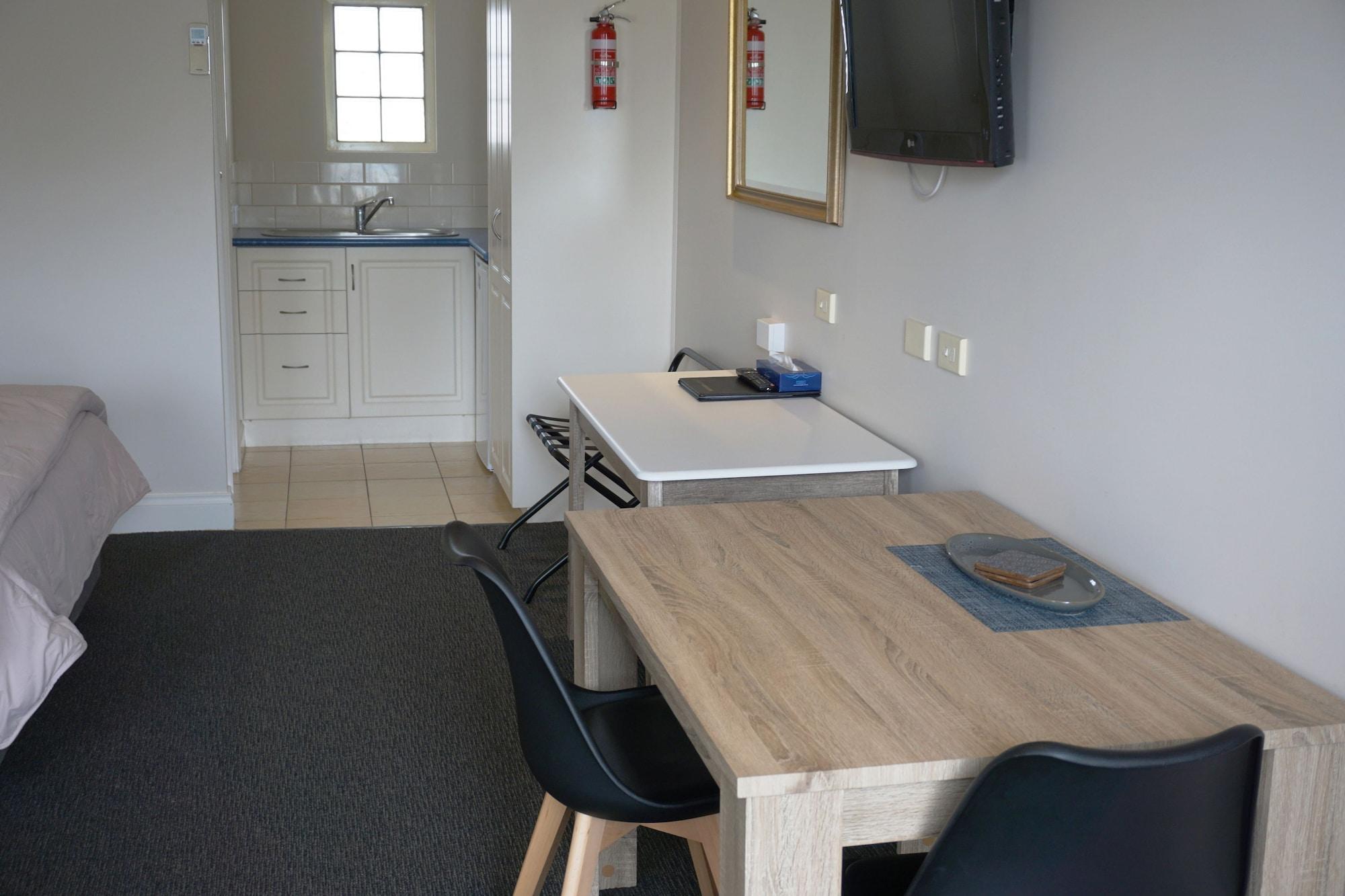 Ashmont Motel And Apartments Port Fairy Esterno foto