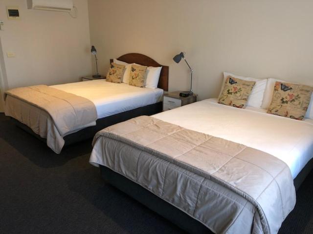 Ashmont Motel And Apartments Port Fairy Esterno foto