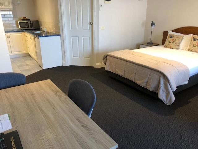 Ashmont Motel And Apartments Port Fairy Esterno foto